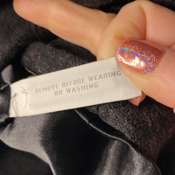 Black lined 2 piece suit - black blended jacquard. - Picture 9 of 11